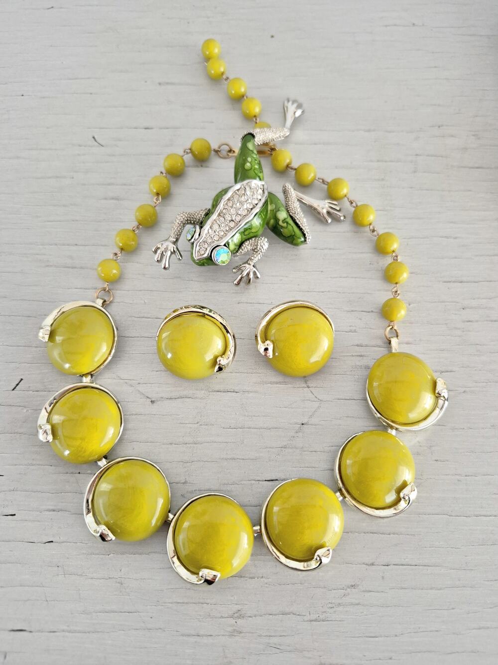 Vintage Mid-Century Green Necklace Earring and Frog Brooch Set